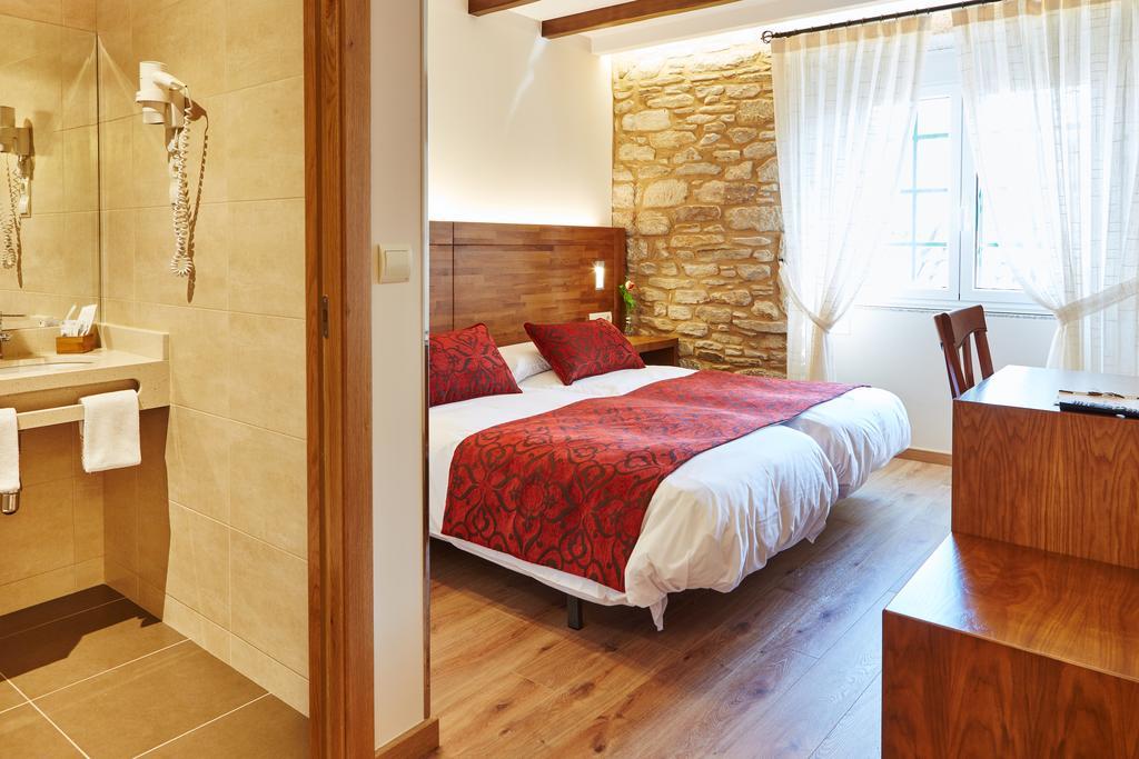 Mapoula Pr Boutique Hotel Santiago de Compostela Ngoại thất bức ảnh