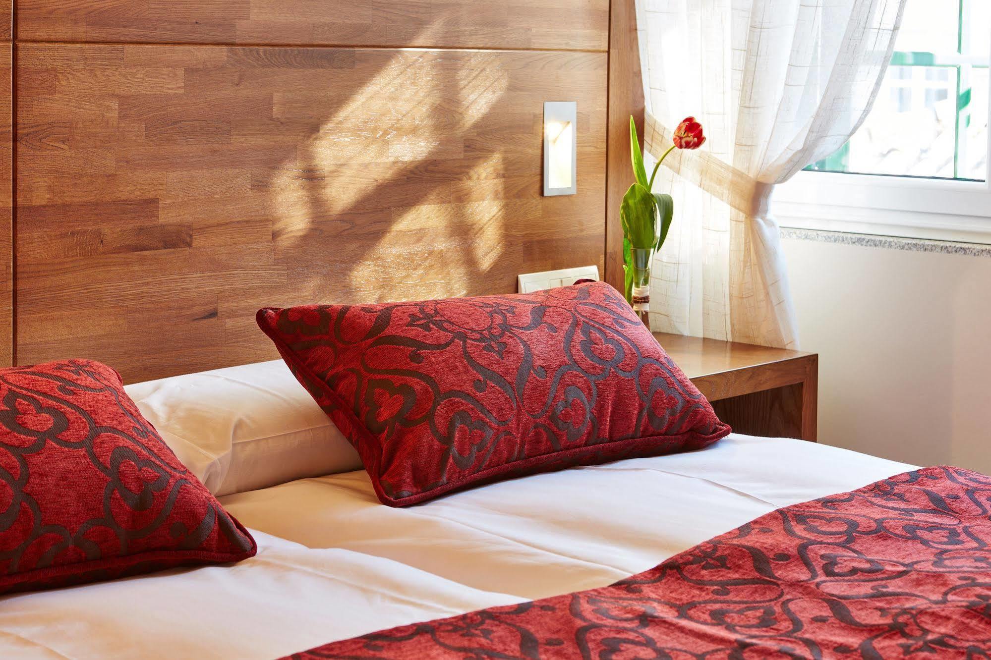 Mapoula Pr Boutique Hotel Santiago de Compostela Ngoại thất bức ảnh